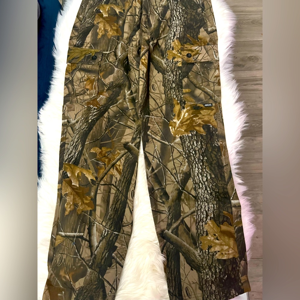 Gander Mountain Guide Series fleece lined pants. Size M.